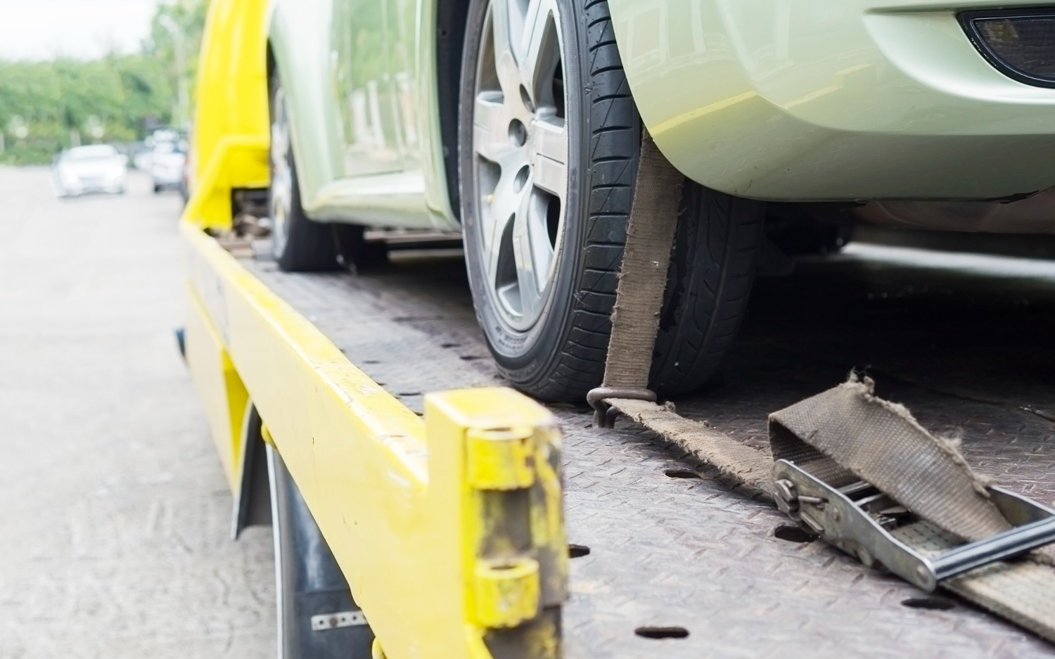 Car Transporter Breakdown Lorry During Working Using Locked Belt Transport Other Green Car Car Transporter Breakdown Lorry During Working Using Locked Belt Transport Other Green Car